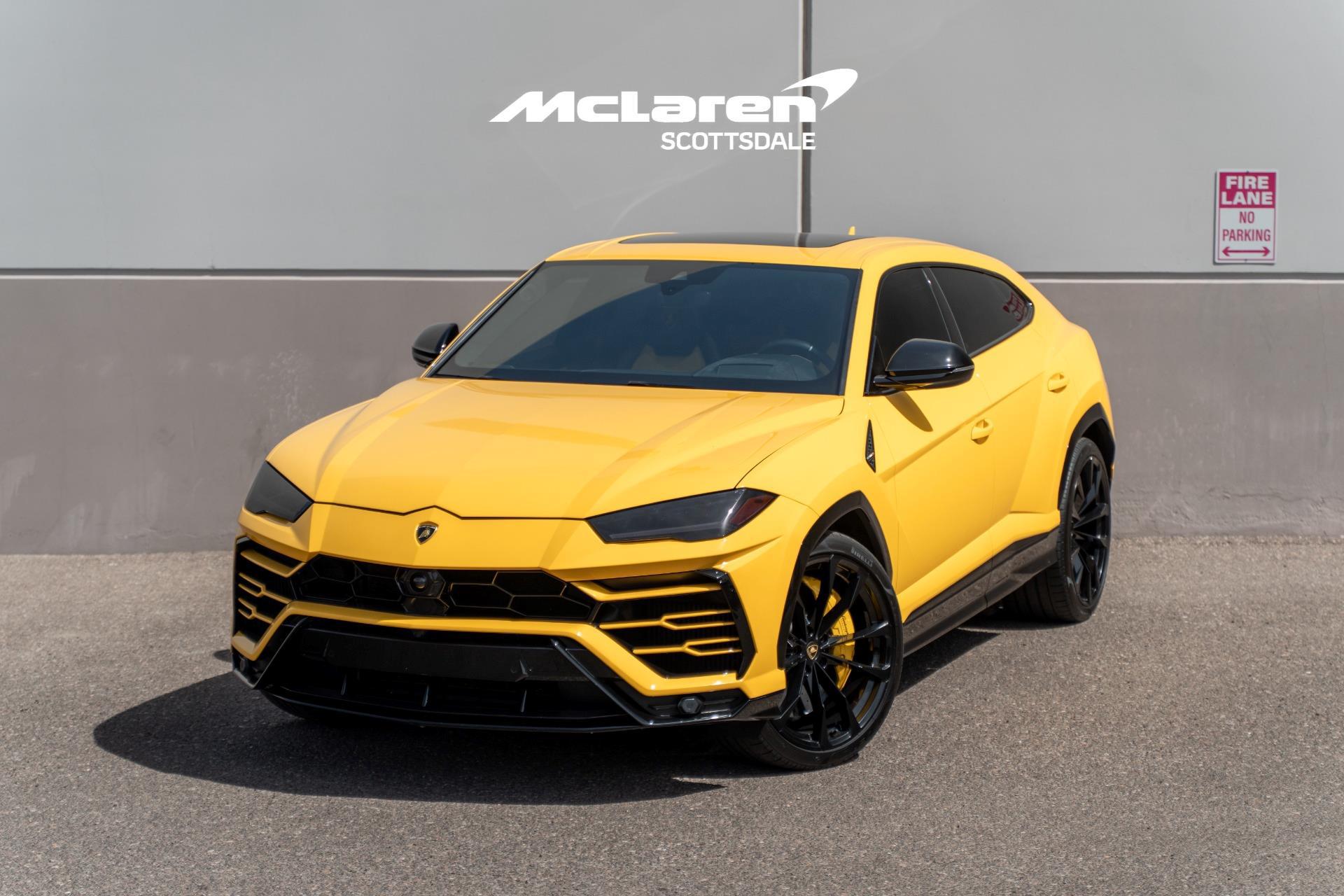 /2021 Lamborghini Urus
