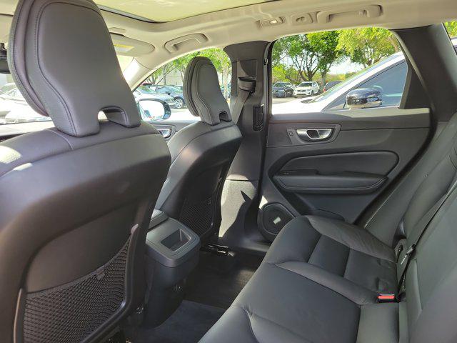 2024 Volvo XC60 B5 Plus Dark Theme