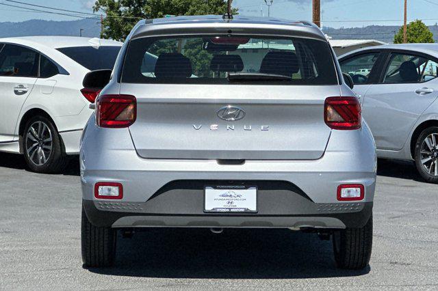 2026 Hyundai Venue SE