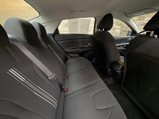 2023 Hyundai Elantra SEL