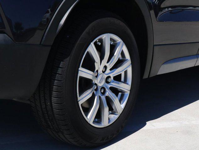 2023 Cadillac XT4 FWD Premium Luxury