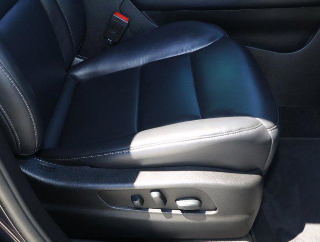 2023 Cadillac XT4 FWD Premium Luxury