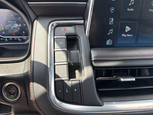 2023 Chevrolet Suburban 4WD RST