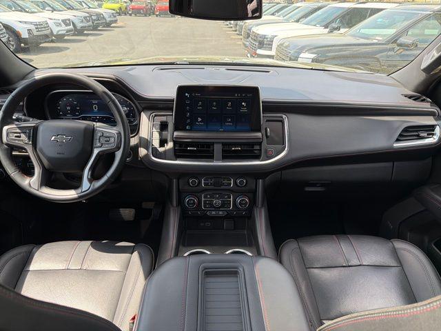 2023 Chevrolet Suburban 4WD RST