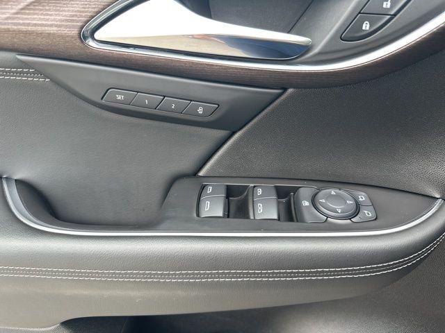 2023 Buick Envision Avenir FWD