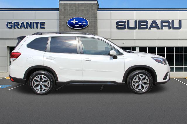 2024 Subaru Forester Premium