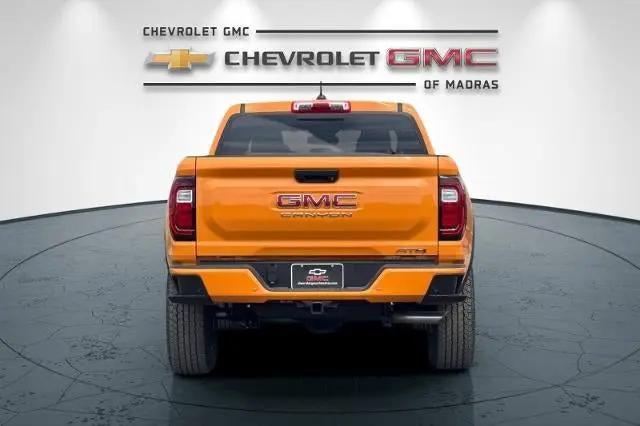 2026 GMC Canyon AT4, 4WD