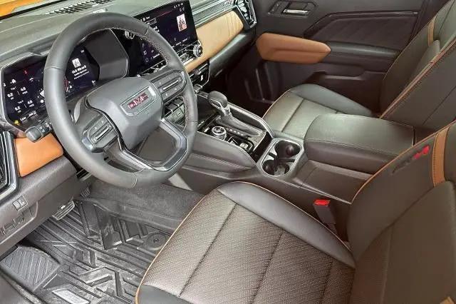 2026 GMC Canyon AT4, 4WD