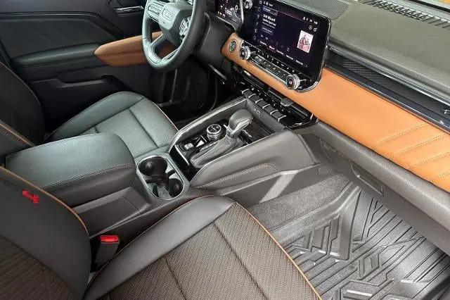 2026 GMC Canyon AT4, 4WD
