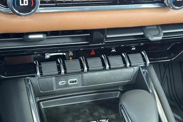 2026 GMC Canyon AT4, 4WD