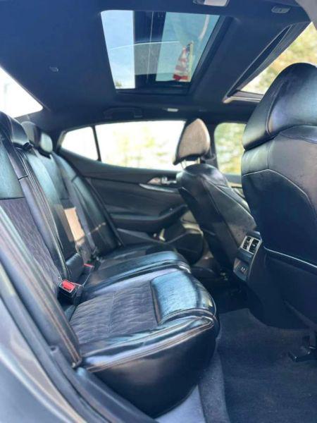 2021 Nissan Maxima SR Xtronic CVT
