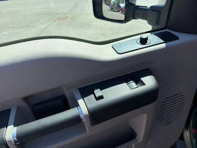 2009 Ford F-350 Base