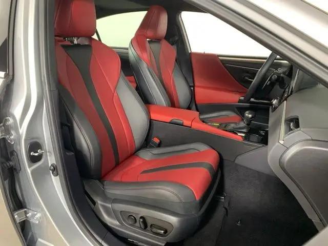 2025 Lexus ES 350 F SPORT Handling