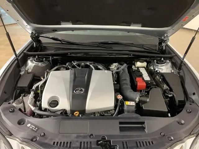 2025 Lexus ES 350 F SPORT Handling