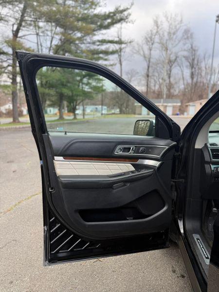 2016 Ford Explorer Platinum