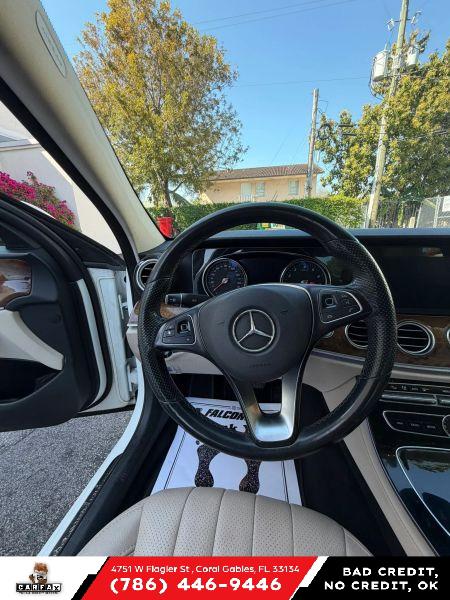 2017 Mercedes-Benz E-CLASS E 300 E 300
