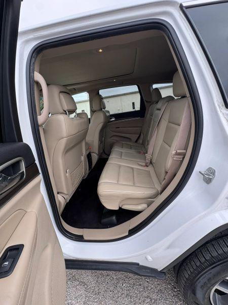 2017 Jeep Grand Cherokee Limited 4x2