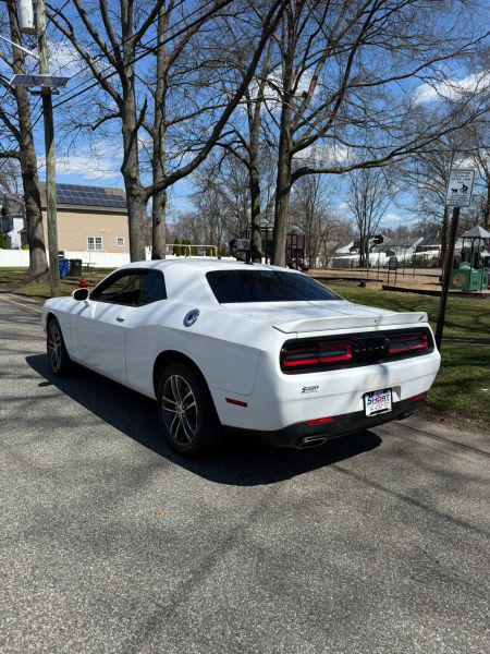 2019 Dodge Challenger SXT AWD