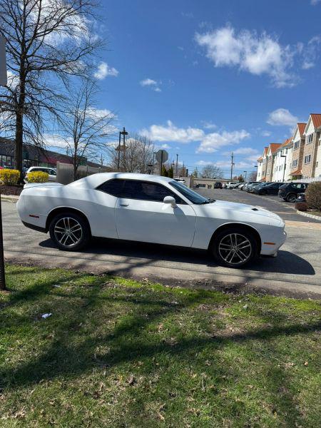 2019 Dodge Challenger SXT AWD