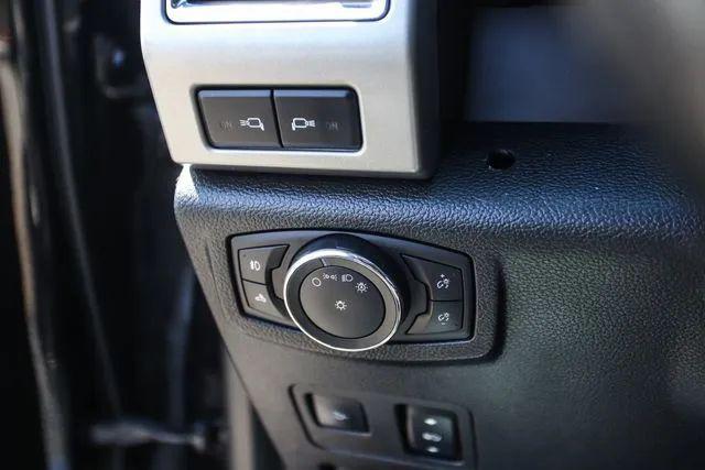2017 Ford F-350 LARIAT
