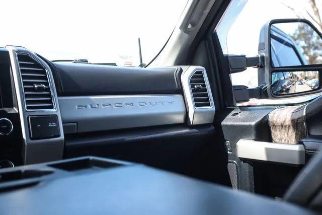 2017 Ford F-350 LARIAT