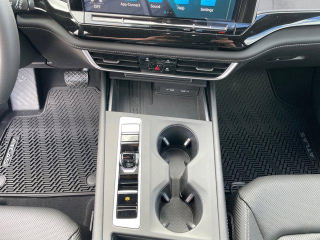 2026 Volkswagen Atlas Cross Sport SE
