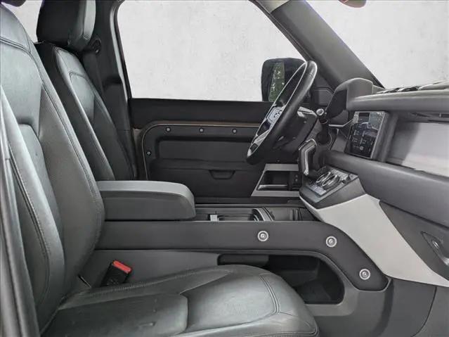 2022 Land Rover Defender 110 S