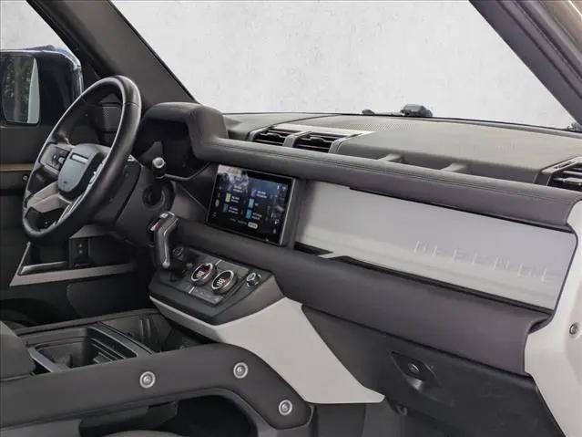 2022 Land Rover Defender 110 S