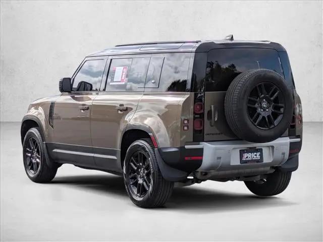 2022 Land Rover Defender 110 S