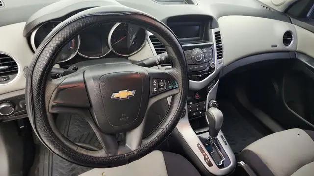 2014 Chevrolet Cruze LS Auto
