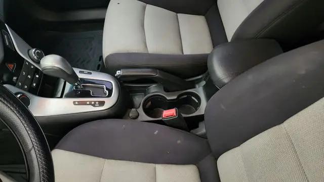 2014 Chevrolet Cruze LS Auto