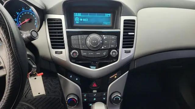2014 Chevrolet Cruze LS Auto