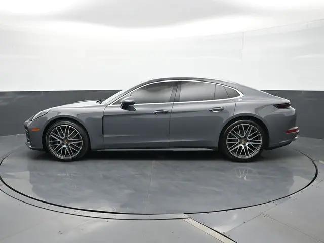 2025 Porsche Panamera 4