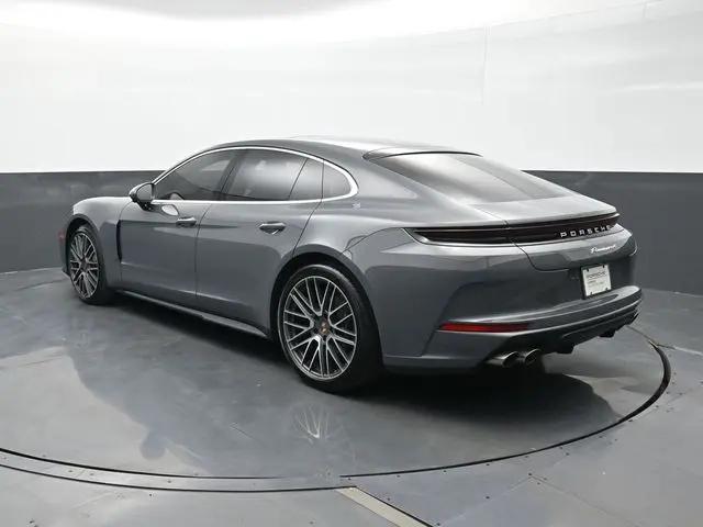 2025 Porsche Panamera 4