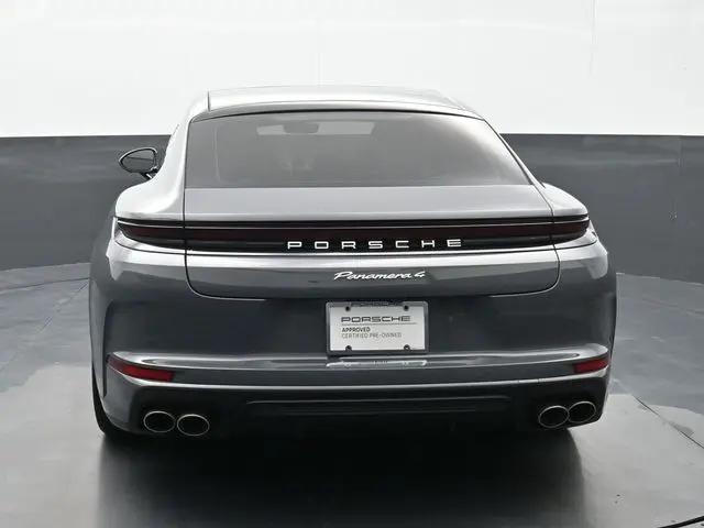 2025 Porsche Panamera 4