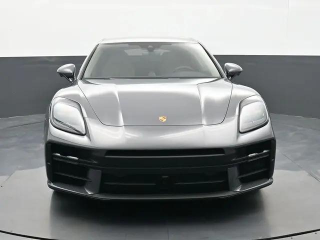 2025 Porsche Panamera 4