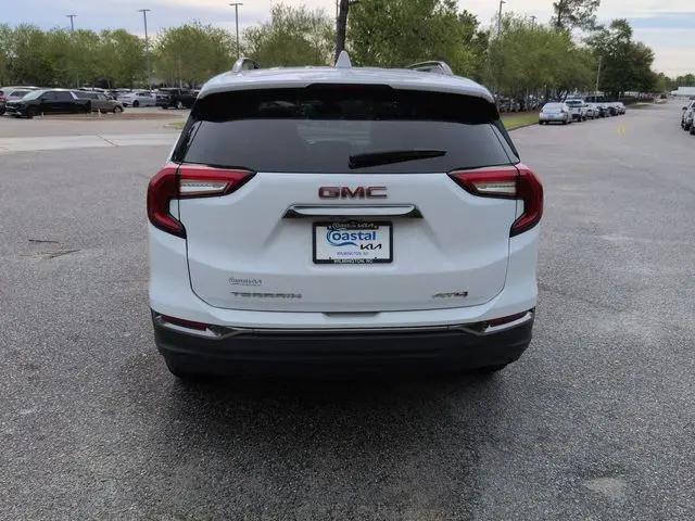 2023 GMC Terrain AWD AT4