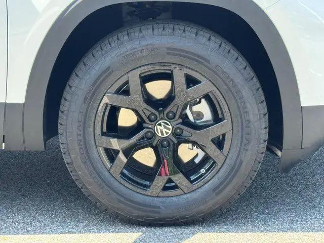 2026 Volkswagen Atlas Peak Edition
