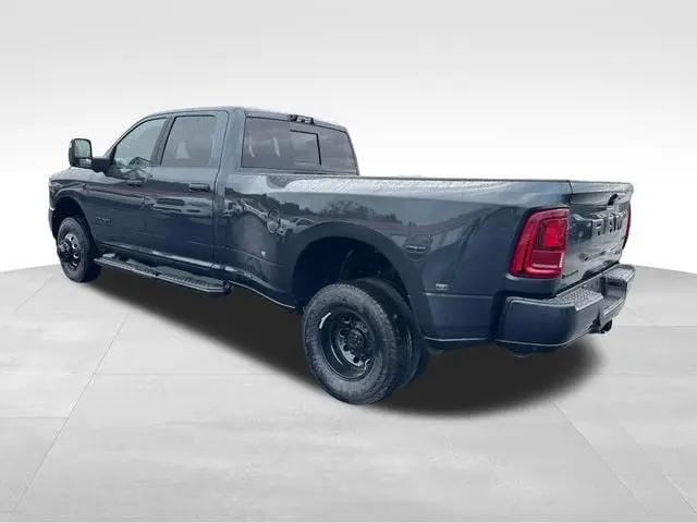 2026 Ram 3500 Big Horn Crew Cab 4x4 8' Box