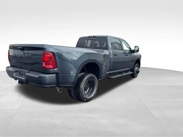 2026 Ram 3500 Big Horn Crew Cab 4x4 8' Box