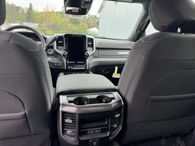 2026 Ram 3500 Big Horn Crew Cab 4x4 8' Box