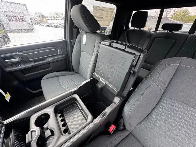 2026 Ram 3500 Big Horn Crew Cab 4x4 8' Box