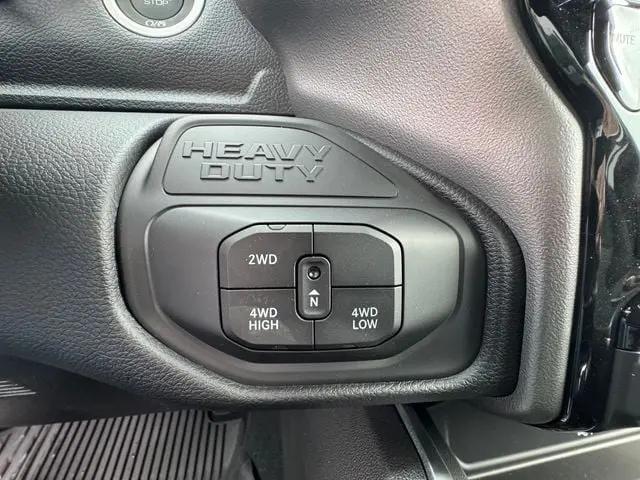 2026 Ram 3500 Big Horn Crew Cab 4x4 8' Box
