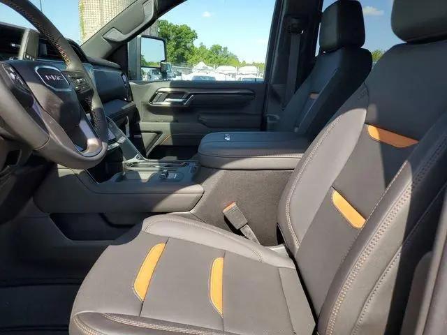2026 GMC Sierra 2500HD Crew Cab, Standard Bed, AT4, 4WD