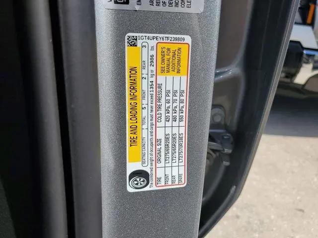 2026 GMC Sierra 2500HD Crew Cab, Standard Bed, AT4, 4WD