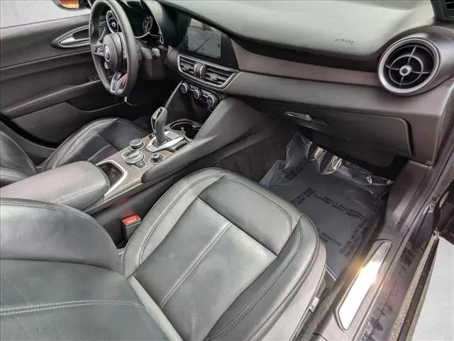 2023 Alfa Romeo Giulia Ti RWD