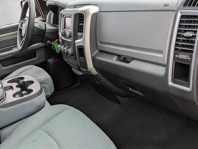 2016 Ram 1500 SLT