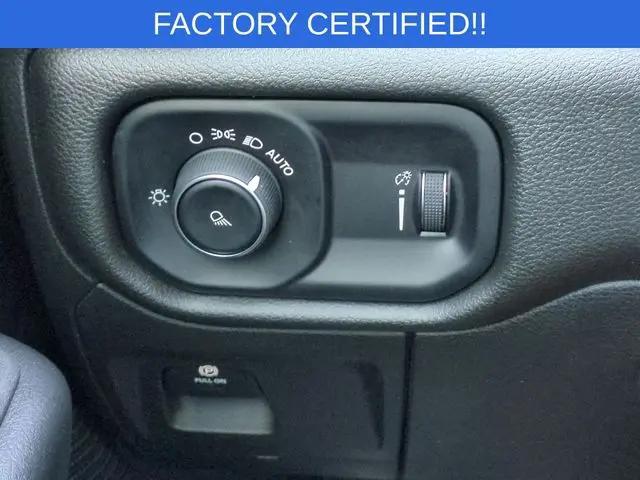 2025 Ram 1500 Tradesman Crew Cab 4x2 5'7" Box