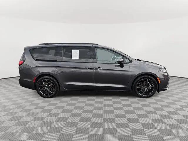 2022 Chrysler Pacifica Limited