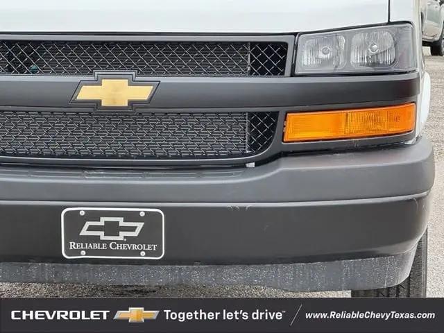 2026 Chevrolet Express Cargo Van 2500 Extended Wheelbase, WT, RWD
